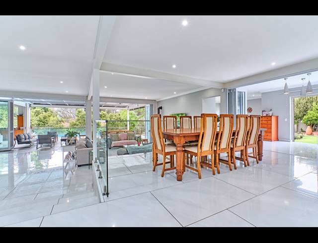 6 BEDROOM HOUSE FOR SALE IN BLUE HILLS COUNTRY ESTATE